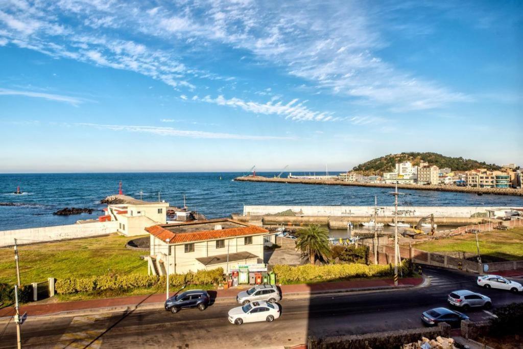 Odri Inn Jeju Esterno foto